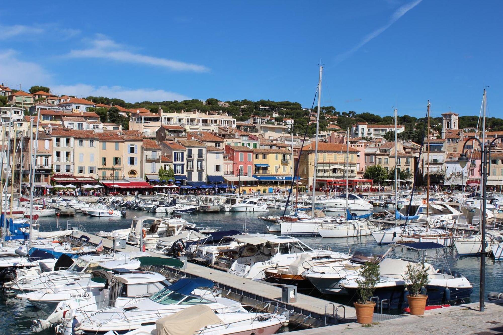 Les Terrasses De Cassis Lägenhet Exteriör bild
